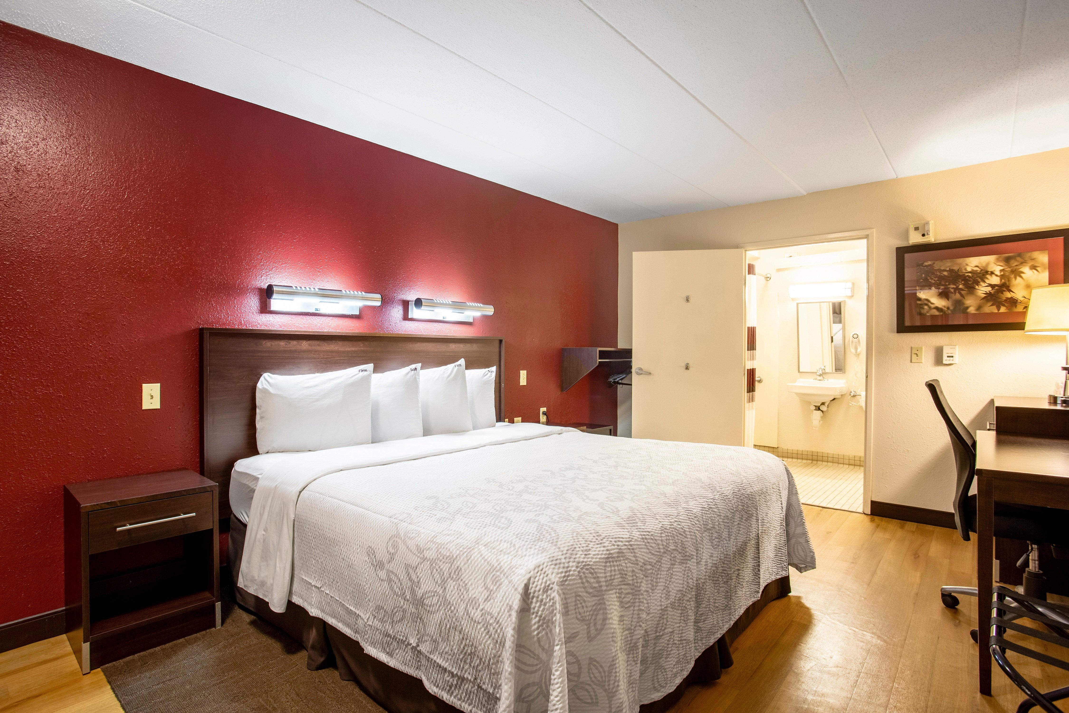 Red Roof Inn Plus+ St. Louis - Forest Park / Hampton Ave. Экстерьер фото