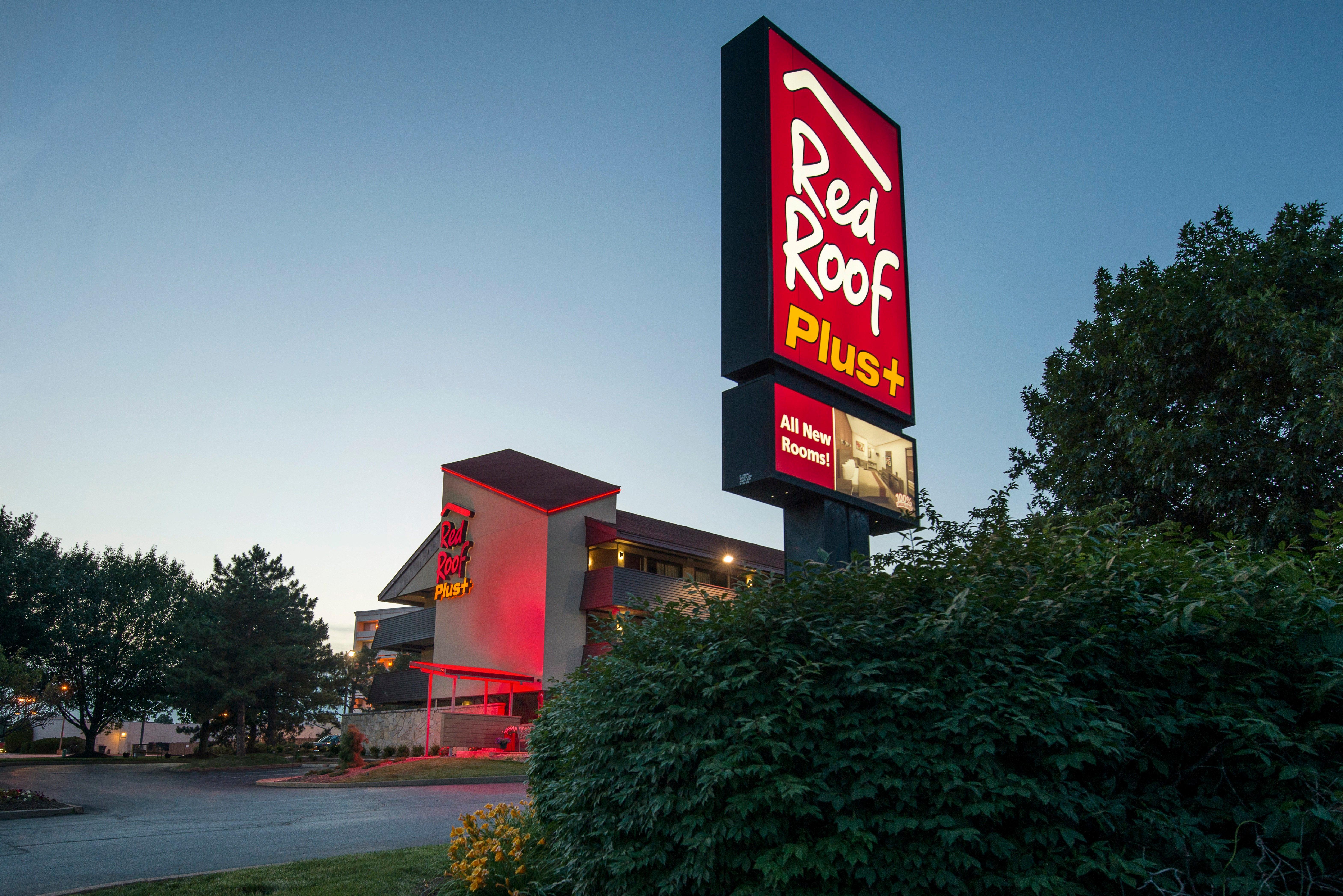 Red Roof Inn Plus+ St. Louis - Forest Park / Hampton Ave. Экстерьер фото