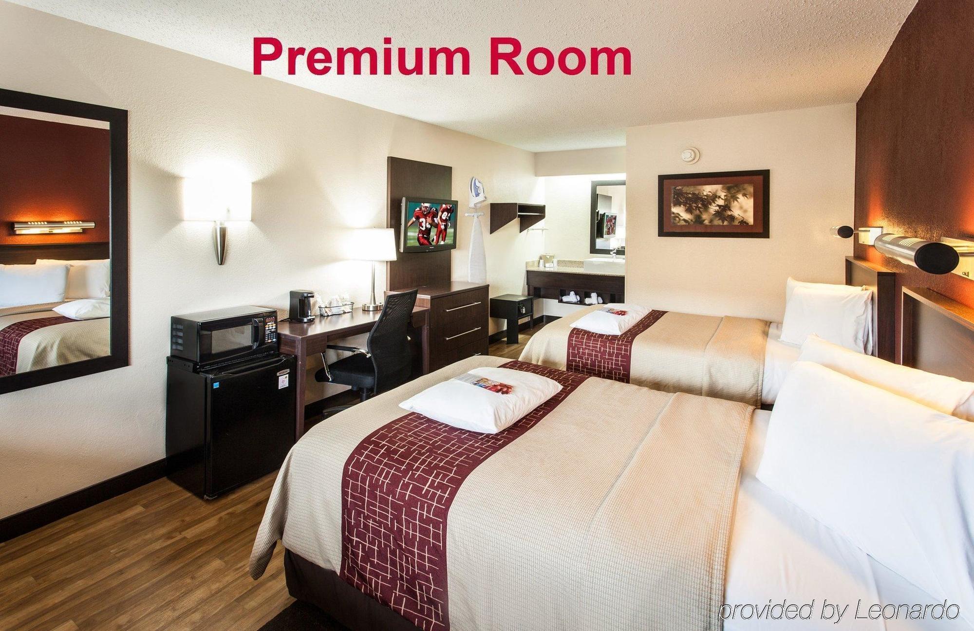 Red Roof Inn Plus+ St. Louis - Forest Park / Hampton Ave. Экстерьер фото